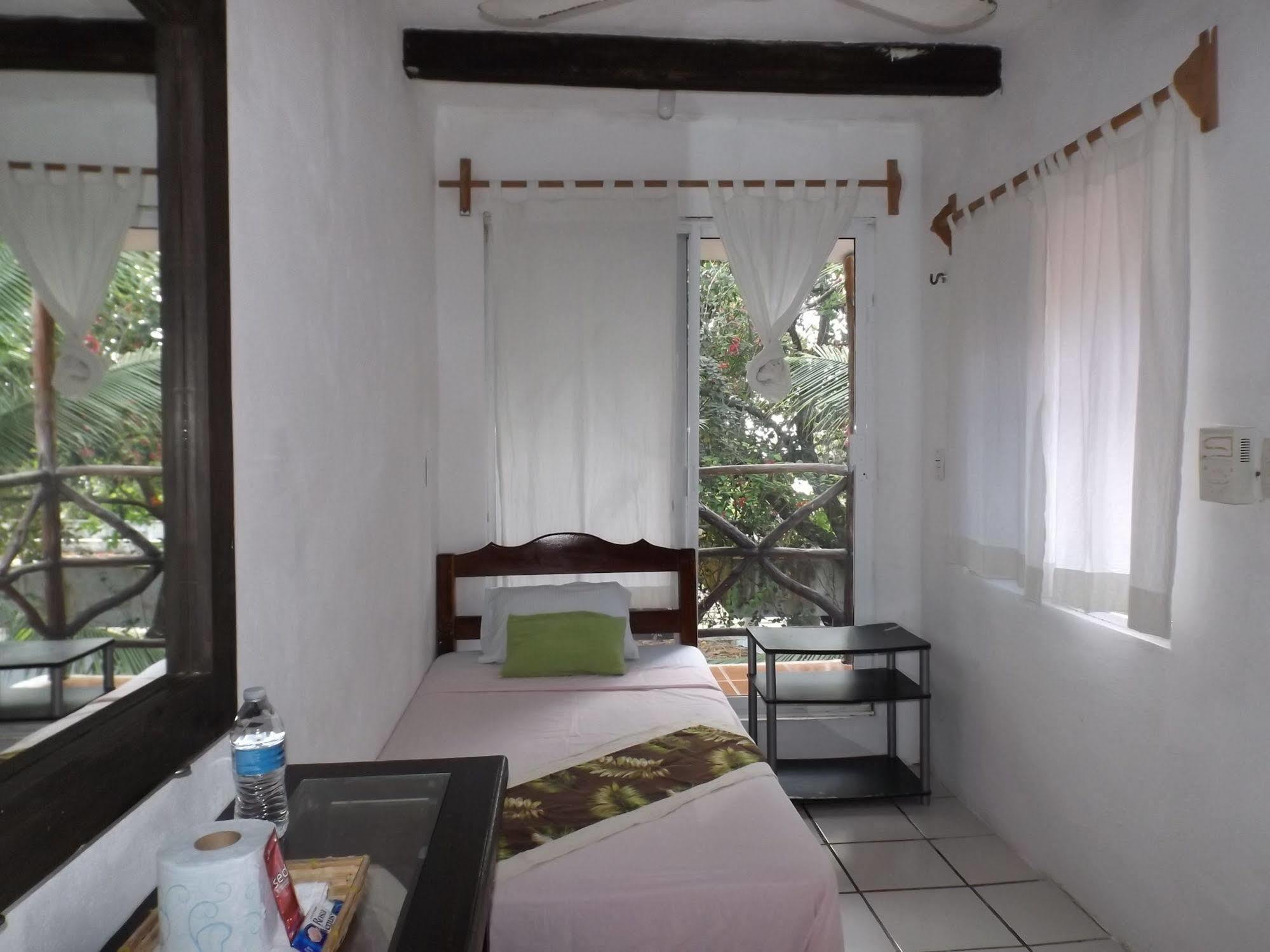 Nido Del Quetzal Hotell Bacalar Eksteriør bilde