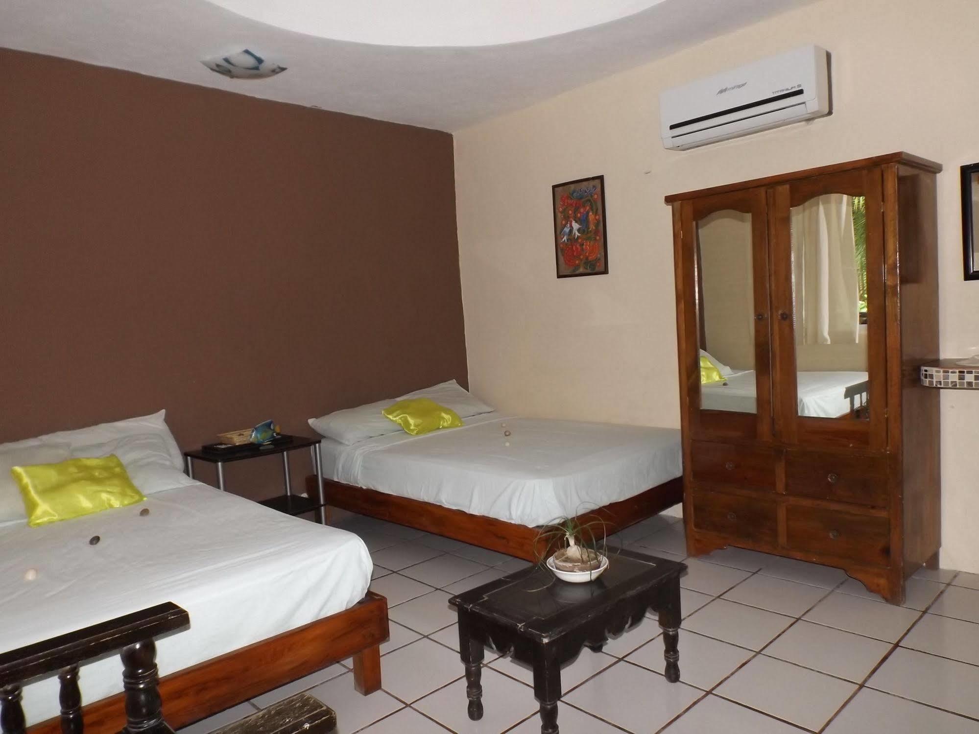 Nido Del Quetzal Hotell Bacalar Eksteriør bilde