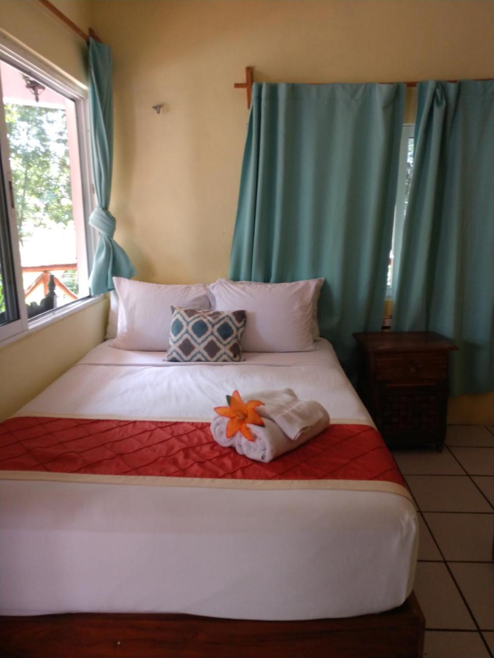 Nido Del Quetzal Hotell Bacalar Eksteriør bilde